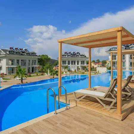 Orka World F1 Apartment Fethiye